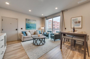 Traverse City Condo with Balcony Walk to Downtown!